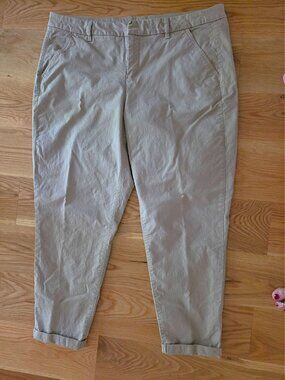 Lane Bryant Boyfriend Stretch Chino Pants Rolled Cuffs - Tan  Size 20